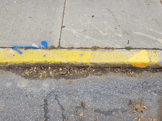 Yellow Curb Marking in Alberta